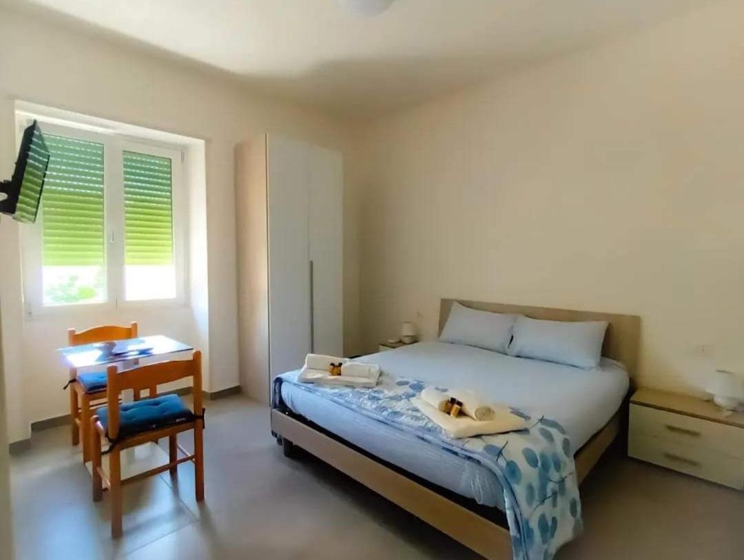 B&B Vigna Grande อากรอโปลี ภายนอก รูปภาพ