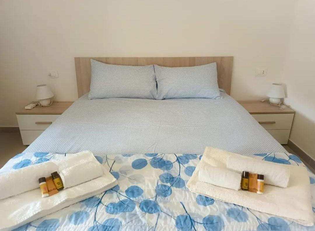 B&B Vigna Grande อากรอโปลี ภายนอก รูปภาพ