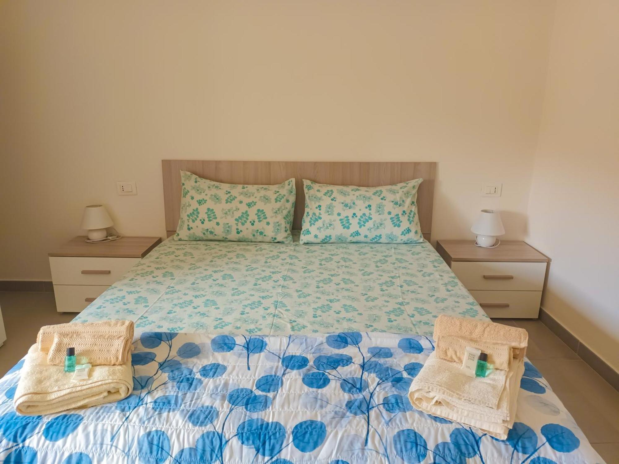 B&B Vigna Grande อากรอโปลี ภายนอก รูปภาพ